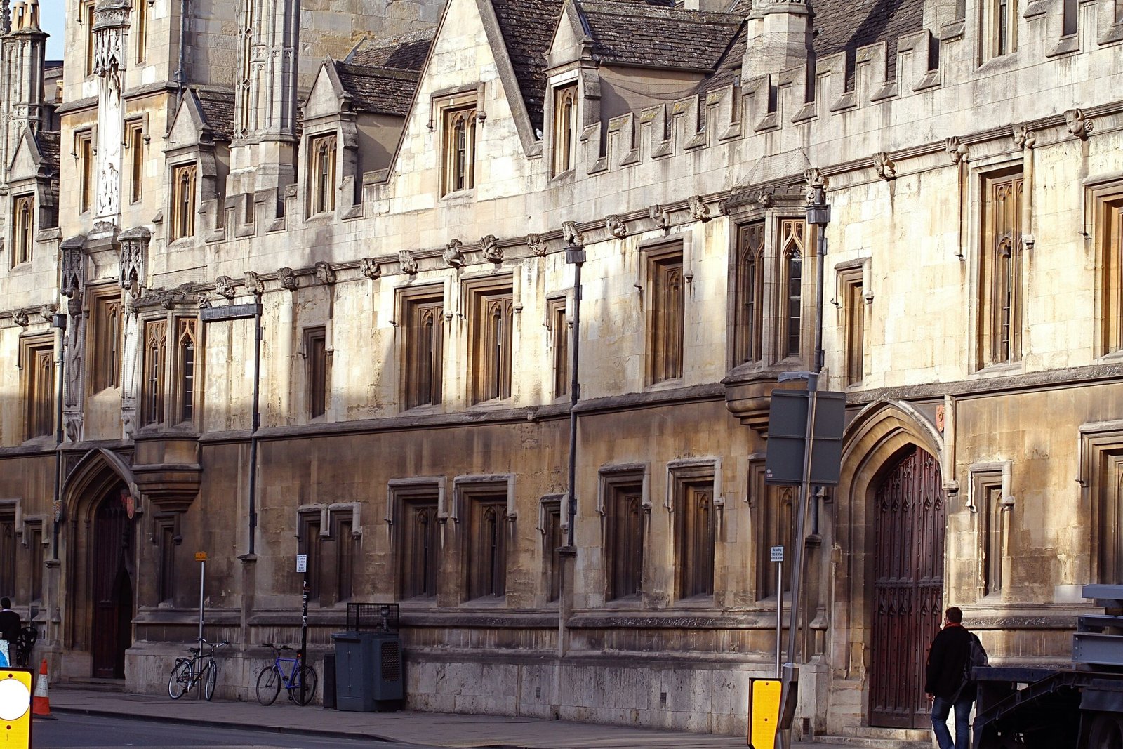 Rowdy Oxford Lawsuit